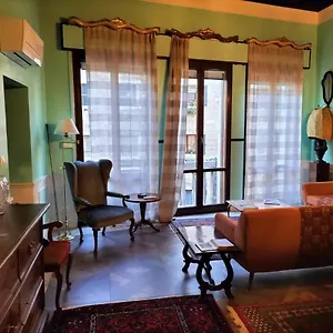 luxury-apartment-near-san-marco.hotelinveneto.com/